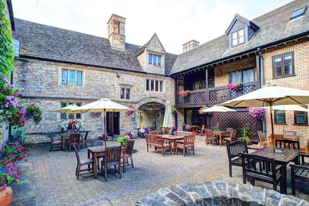 The Bell Inn, Stilton, Cambridgeshire Peterborough Exterior foto